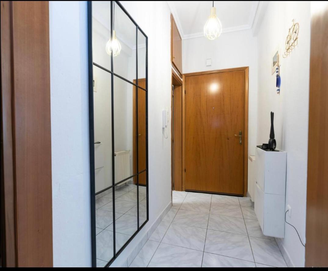 Ferienwohnung Χαλαρωτική Φωλιά Με Υδρομασάζ Thessaloniki Exterior foto